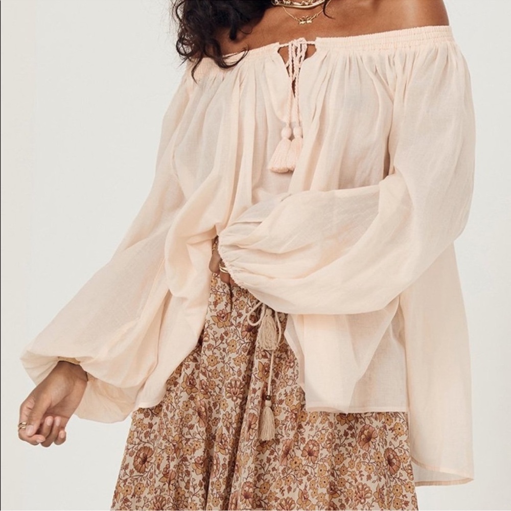 Spell Honey Blouse Peach XS Oversized pre-owned